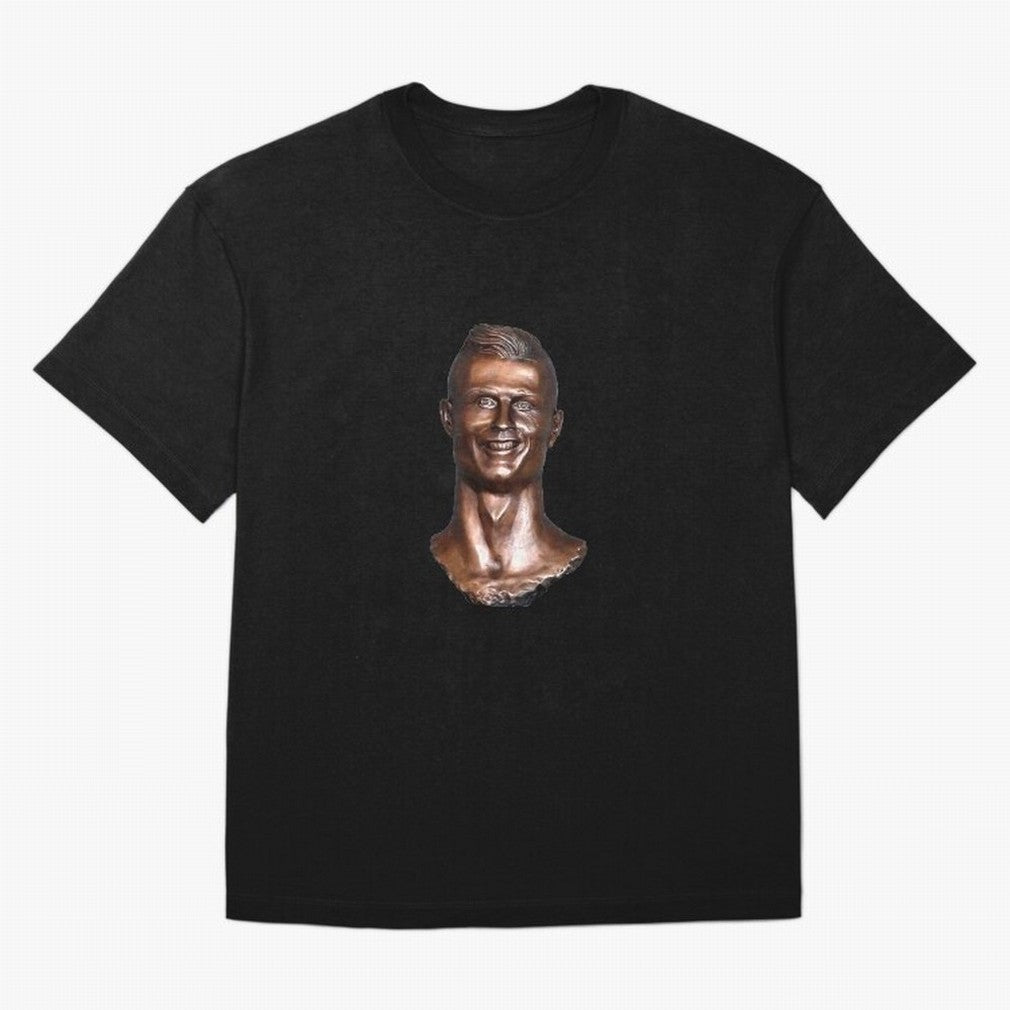 Cristiano Ronaldo Statue Oversized T-Shirt Show Passion for the Stars of the FIFA World Cup 2026 Journey through Messi, CR7 and Mbappe Highlights, England Pride, Soccer Culture, Superstar Moments, National Team Dreams and Competitive Fire; Made for