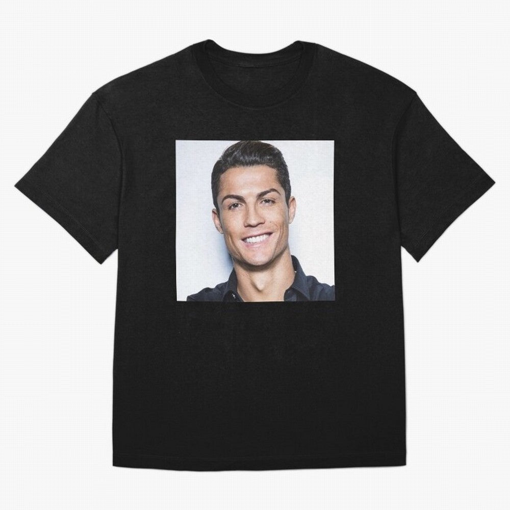 Cristiano Ronaldo Poster Oversized T-Shirt Upgrade Global Football Passion for FIFA World Cup 2026, Made for Haaland, Spain, Classic Soccer Heritage, Championship Pressure, Fan Loyalty and International Pride; Made for Collectors Who Enjoy Iconic
