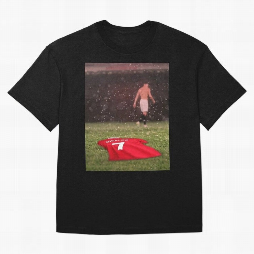 Cristiano Ronaldo Oversized T-Shirt Cheer for Global Football Passion for FIFA World Cup 2026, Connected to CR7 and Messi, Argentina, Tournament Hype, Historic Matchups, Family Viewing Parties and Global Sports Pride; Created for Match Day Parties,