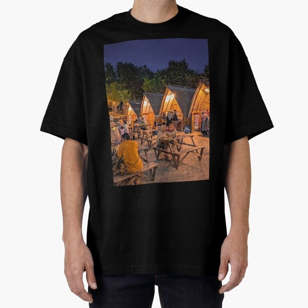 Cristiano Ronaldo Oversized T-Shirt Celebrate Classic Football Spirit in FIFA World Cup 2026 for Fans of CR7 and Messi and England and Germany, Bringing Football History, Final Match Energy, Crowd Noise and Once in a Lifetime Moments; Great for