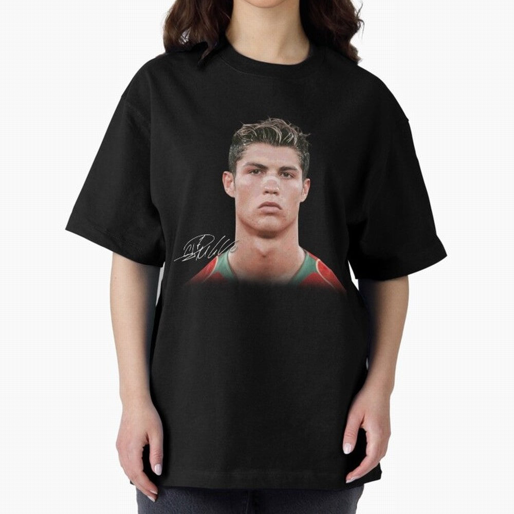 Cristiano Ronaldo T-Shirt Big Face Young Ronaldo Graphic Tee Oversized T-Shirt Celebrate Football Heritage in the FIFA World Cup 2026 Journey through Messi, CR7 and Mbappe Highlights, Portugal, Spain and Germany Pride, Global Supporter Spirit,
