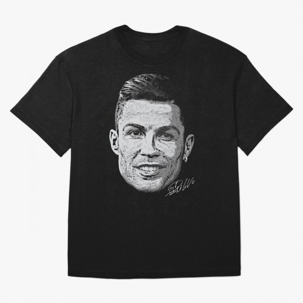 Cristiano Ronaldo Signed Oversized T-Shirt Show Fan Pride Across Match Day Hype around FIFA World Cup 2026, Mbappe and Neymar, Germany, Retro Football Energy, Iconic Rivalries, Trophy Chase Drama and Stadium Atmosphere; Built for Supporters Chasing