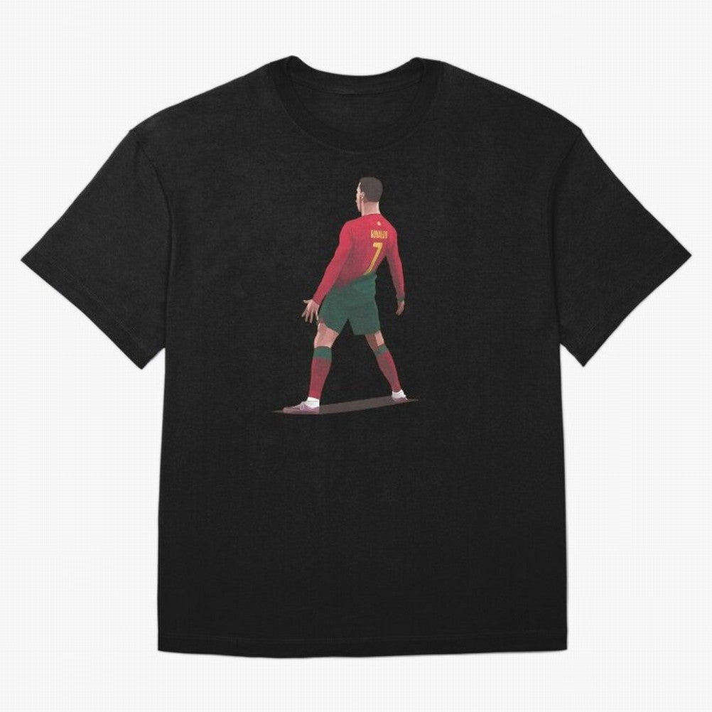 CR7 Celebration Pose Oversized T-Shirt Showcase FIFA World Cup 2026 Spirit, with England, France and Netherlands, Cristiano Ronaldo, Football Festival Excitement, Trophy Ambitions, Country Rivalries and Star Player Buzz; Ideal for Football Dads,