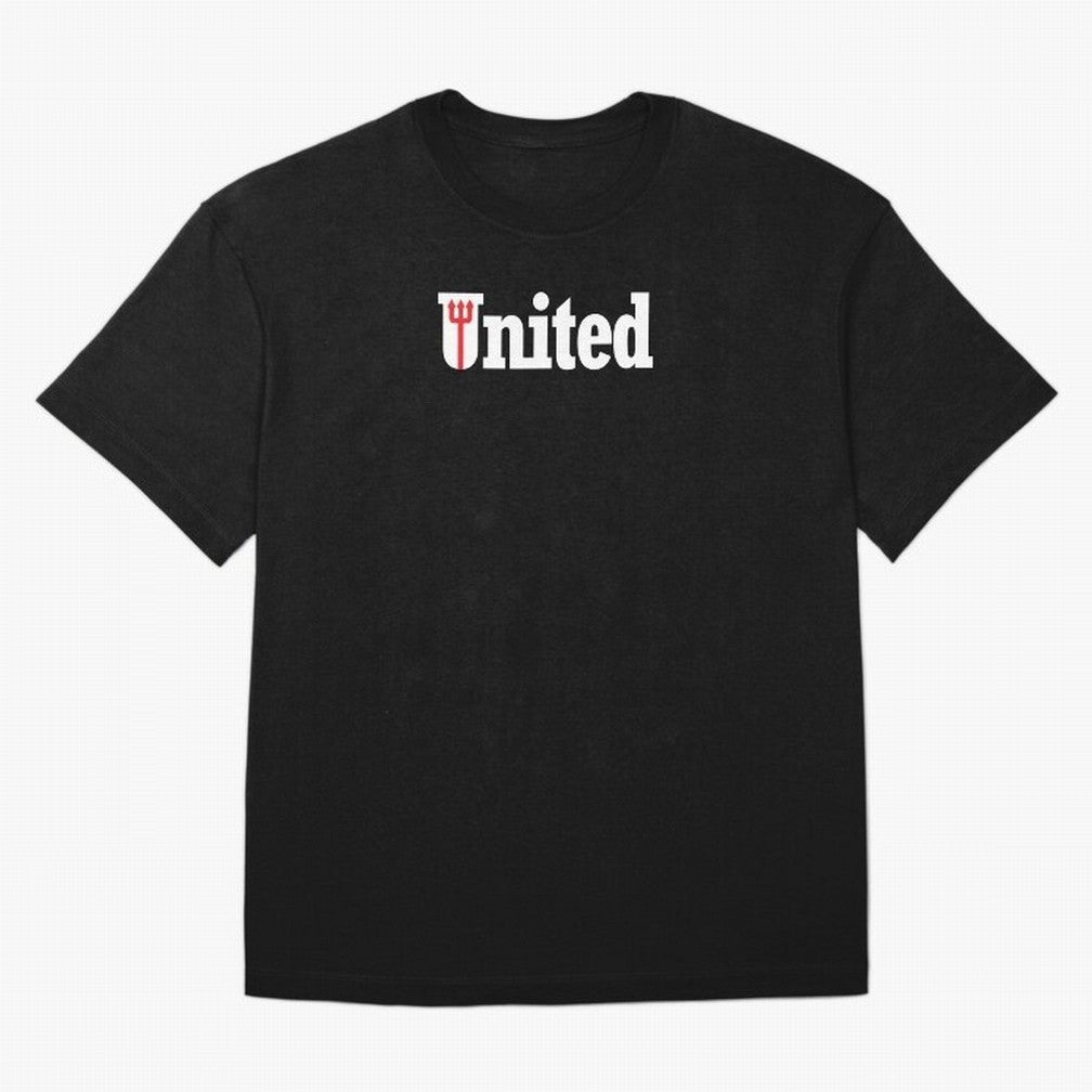 Manchester United Oversized T-Shirt Feel the Heartbeat of Global Football Passion for FIFA World Cup 2026 Group Stage, Capturing Neymar, Haaland and Cristiano Ronaldo, England, Sports Nostalgia, International Competition, Famous Players and