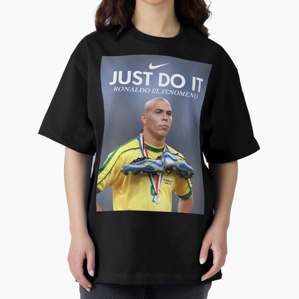 Ronaldo Fenomeno, Ronaldo Nazario Poster, Vintage Sports Decor, Living Room Decor For Walls, Sports Bedroom Decor, Game Room Decor, R9 Oversized T-Shirt Bring Bold Fan Energy to the FIFA World Cup 2026 Group Stage Journey through Neymar, Haaland