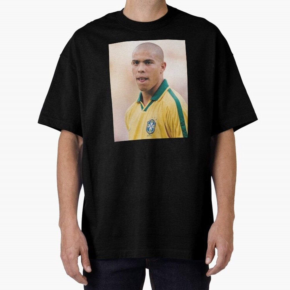 Art Ronaldo Luis Nazario de Lima Oversized T-Shirt Enjoy FIFA World Cup 2026 USA Canada Mexico Spirit, Connected to Portugal, CR7 and Messi, Vintage Soccer Flavor, Modern Football Stars, National Flags and Final Night Emotion; Ideal for Fans Who
