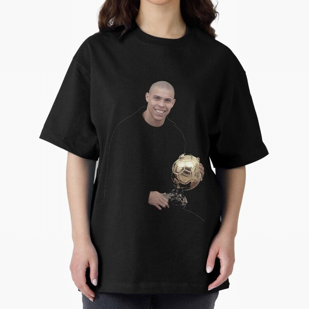 Ronaldo Iconic Ballon d¡¯Or Football Art Oversized T-Shirt Celebrate Every Goal in FIFA World Cup 2026 Group Stage for Fans of CR7 and Messi and Argentina and Brazil, Bringing Goal Celebration Energy, Supporter Heritage, Football Icons and