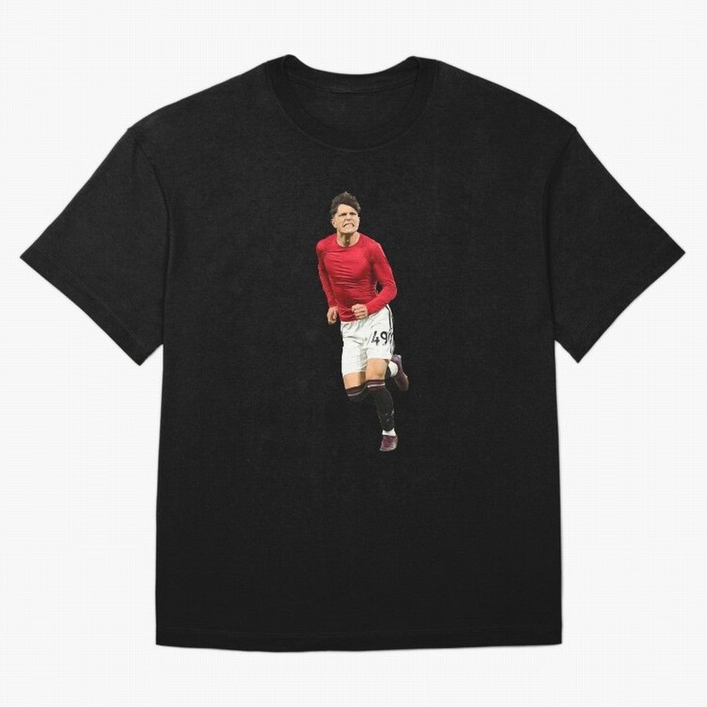 Alejandro Garnacho celebration Oversized T-Shirt Discover Match Day Hype around FIFA World Cup 2026, Messi, CR7 and Mbappe, Argentina and Brazil, Retro Football Energy, Iconic Rivalries, Trophy Chase Drama and Stadium Atmosphere; Ideal for