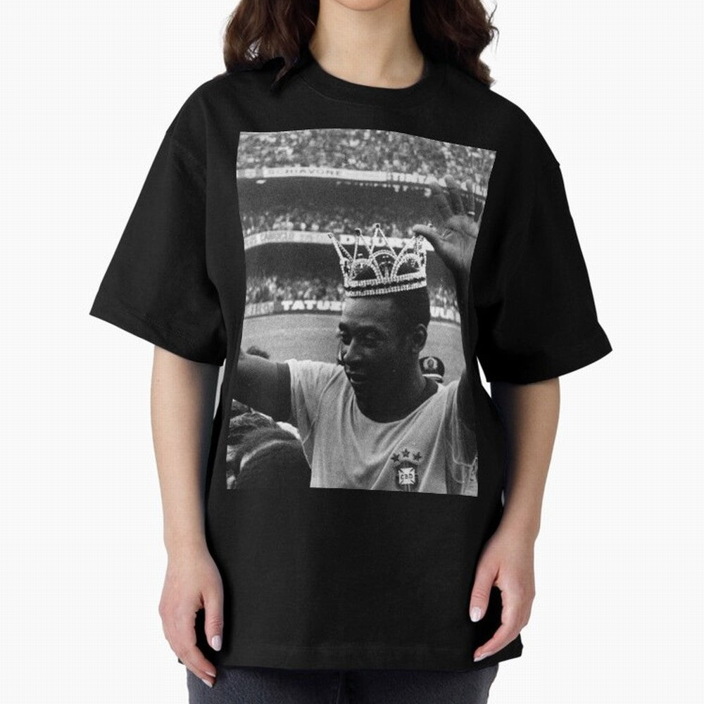 Pel¨¦ wears the crown Classic T-Shirt Relive FIFA World Cup 2026 Spirit, Capturing England and Germany, Mbappe and Neymar, Global Supporter Spirit, Legendary Goals, National Colors and Tournament Celebration; Built for Supporters Chasing Trophy