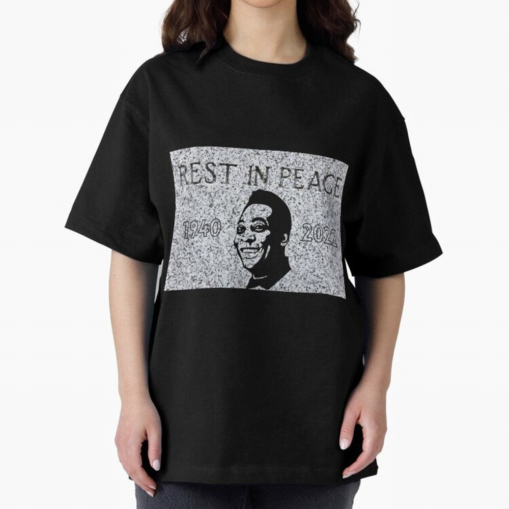 RIP Pel¨¦, 1940-2022 Oversized T-Shirt Fuel FIFA World Cup 2026 for Fans of Cristiano Ronaldo, Haaland and CR7 and Argentina and Brazil, Bringing Stadium Chants, National Pride, Trophy Dreams and Unforgettable Football Memories; Made for Die Hard